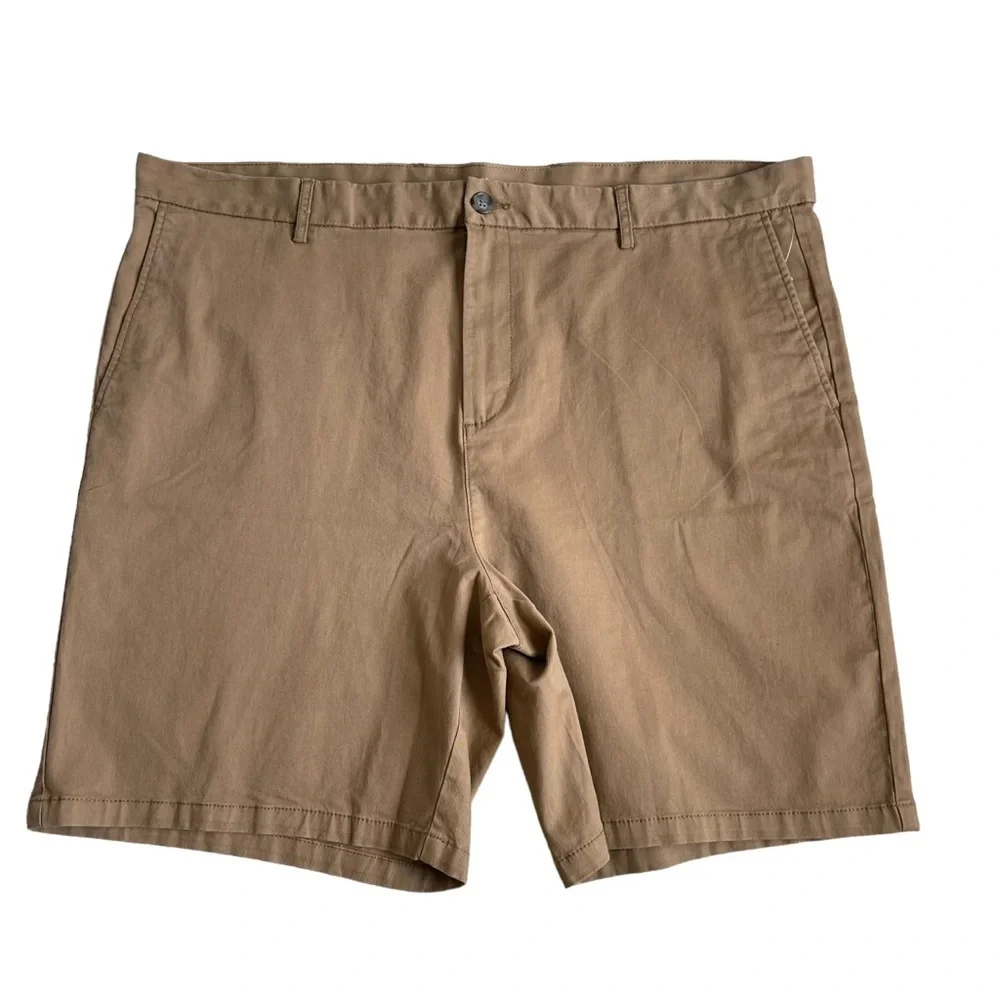Old Navy Men’s Slim Built-in Flex Rotation Chino Khaki Shorts Size 46